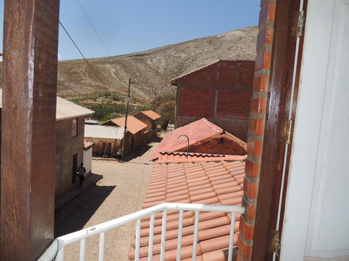 Hostal Dinosaurio Acomodação com café da manhã Torotoro Exterior foto